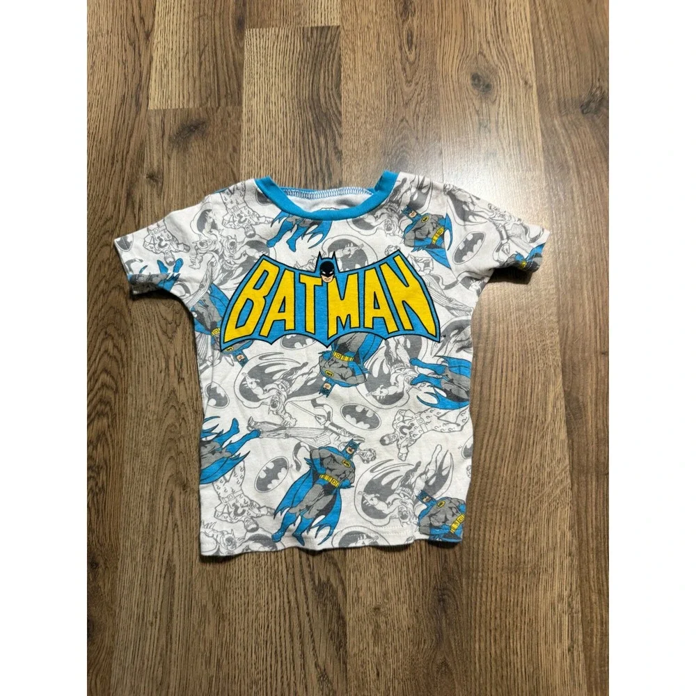Batman Pajama Set Boys Size 6 White Blue Comic Book Print 2pc Excellent